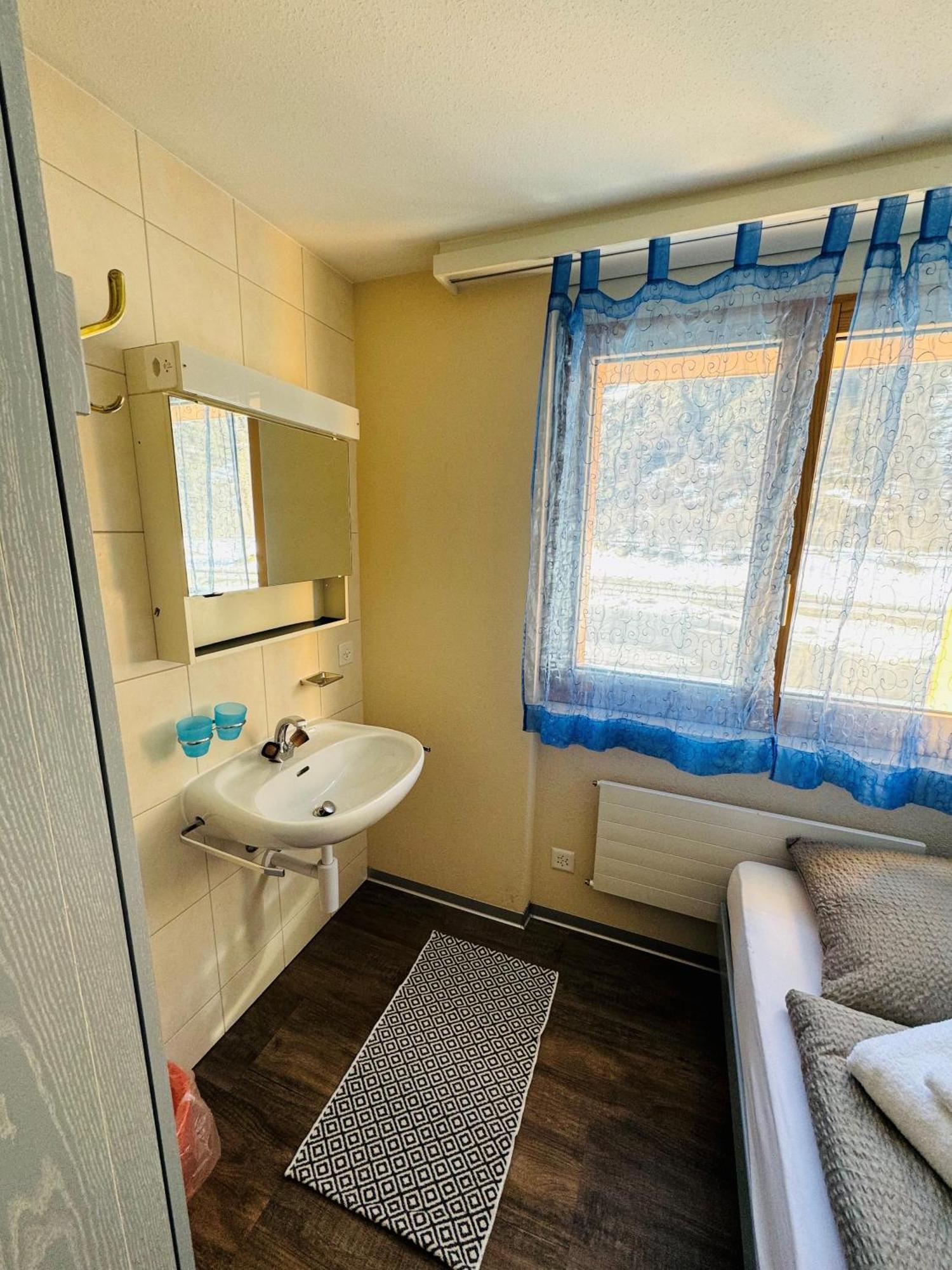 Restaurant & Hostel Hole In One Randa Bagian luar foto